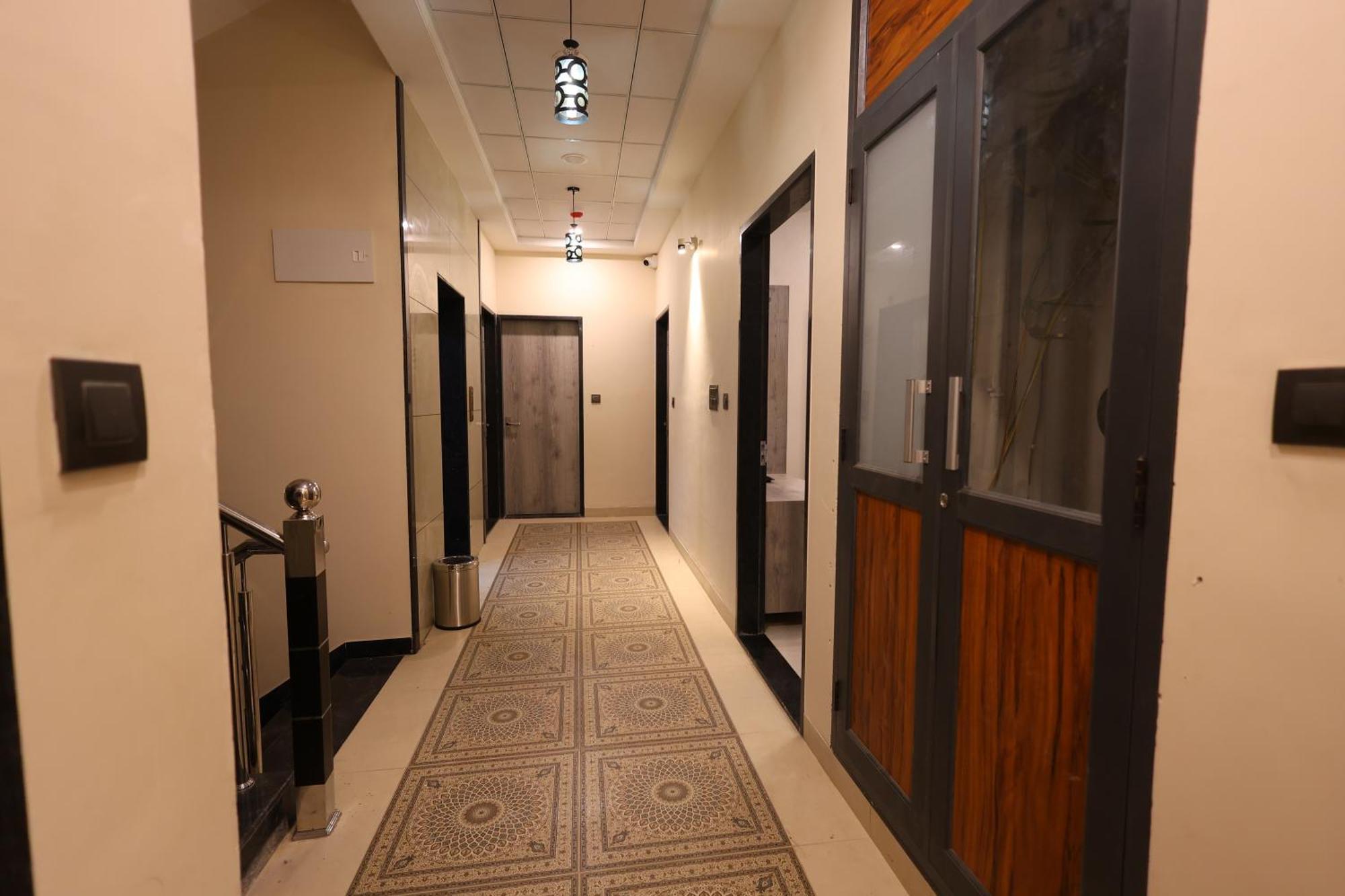 The Tri Arrow Otel Khātu Dış mekan fotoğraf