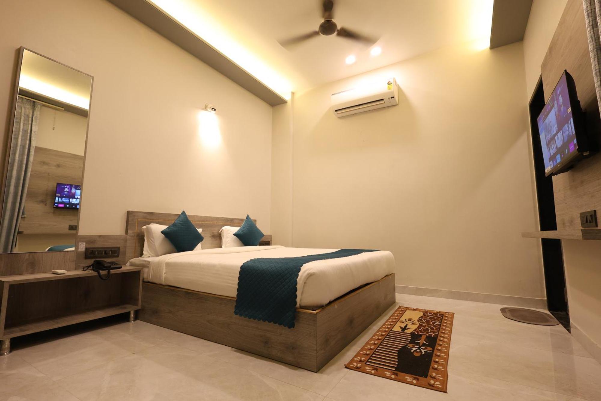 The Tri Arrow Otel Khātu Dış mekan fotoğraf